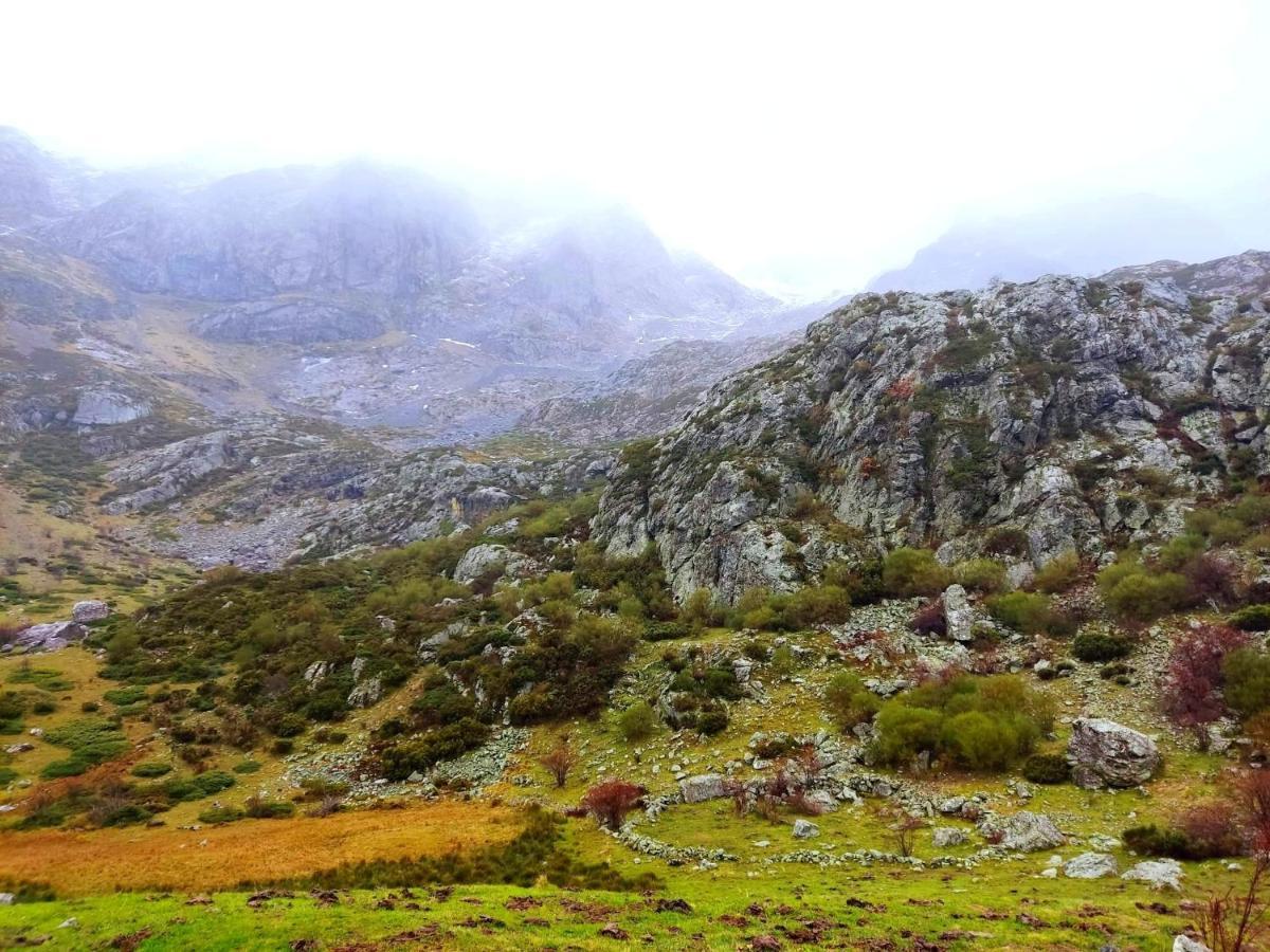 La Casita De La Montana Alba de los Cardaños Exterior foto